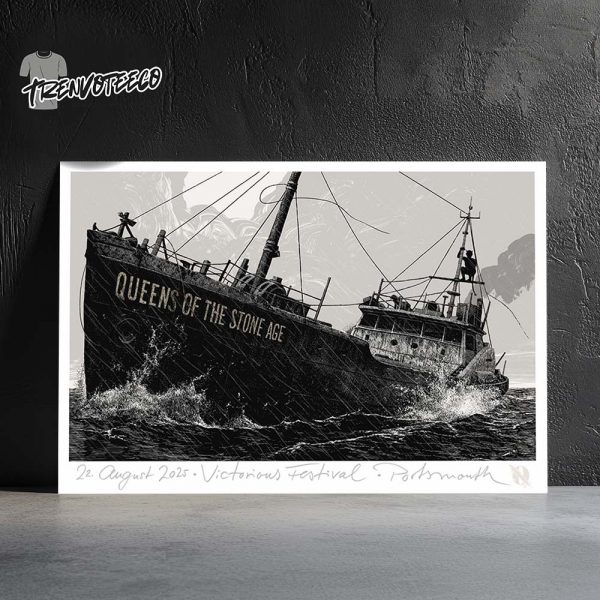 Queens Of The Stone Age At Victorious Festival In Portsmouth On August 22 2025 Home Decor Poster Canvas